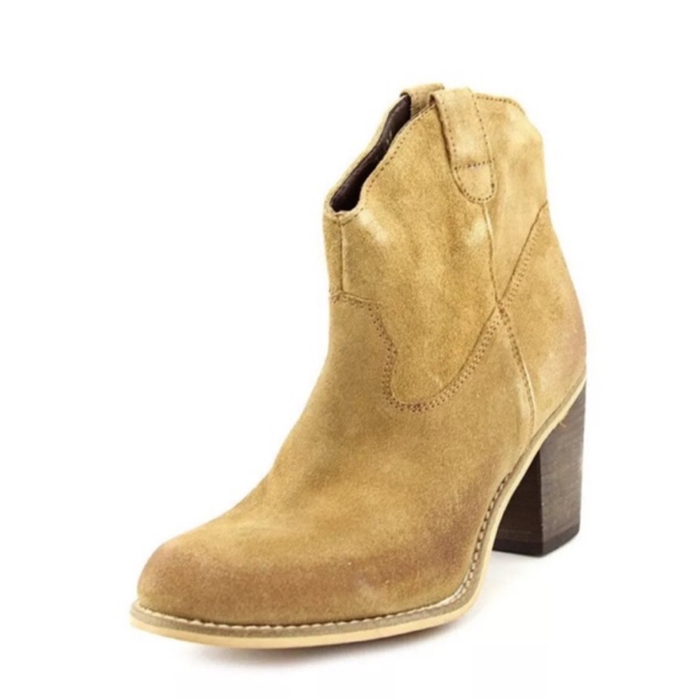 Matisse suede booties 6.5